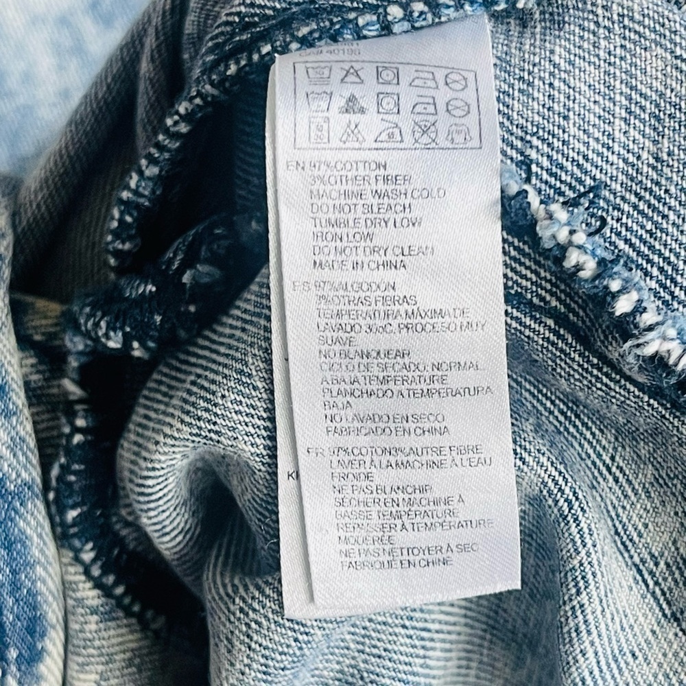 The coolest asymmetrical acid wash jean jacket - Picture 2 of 6